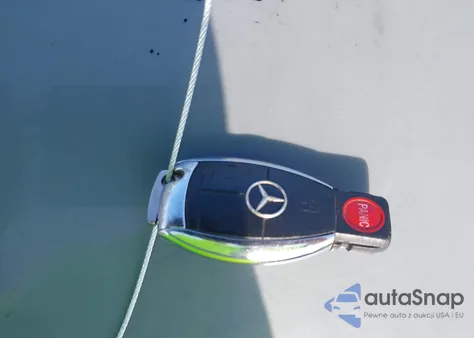 2009 Mercedes-Benz E 350 из США, поврежденный, VIN WDBUF56X99B421152